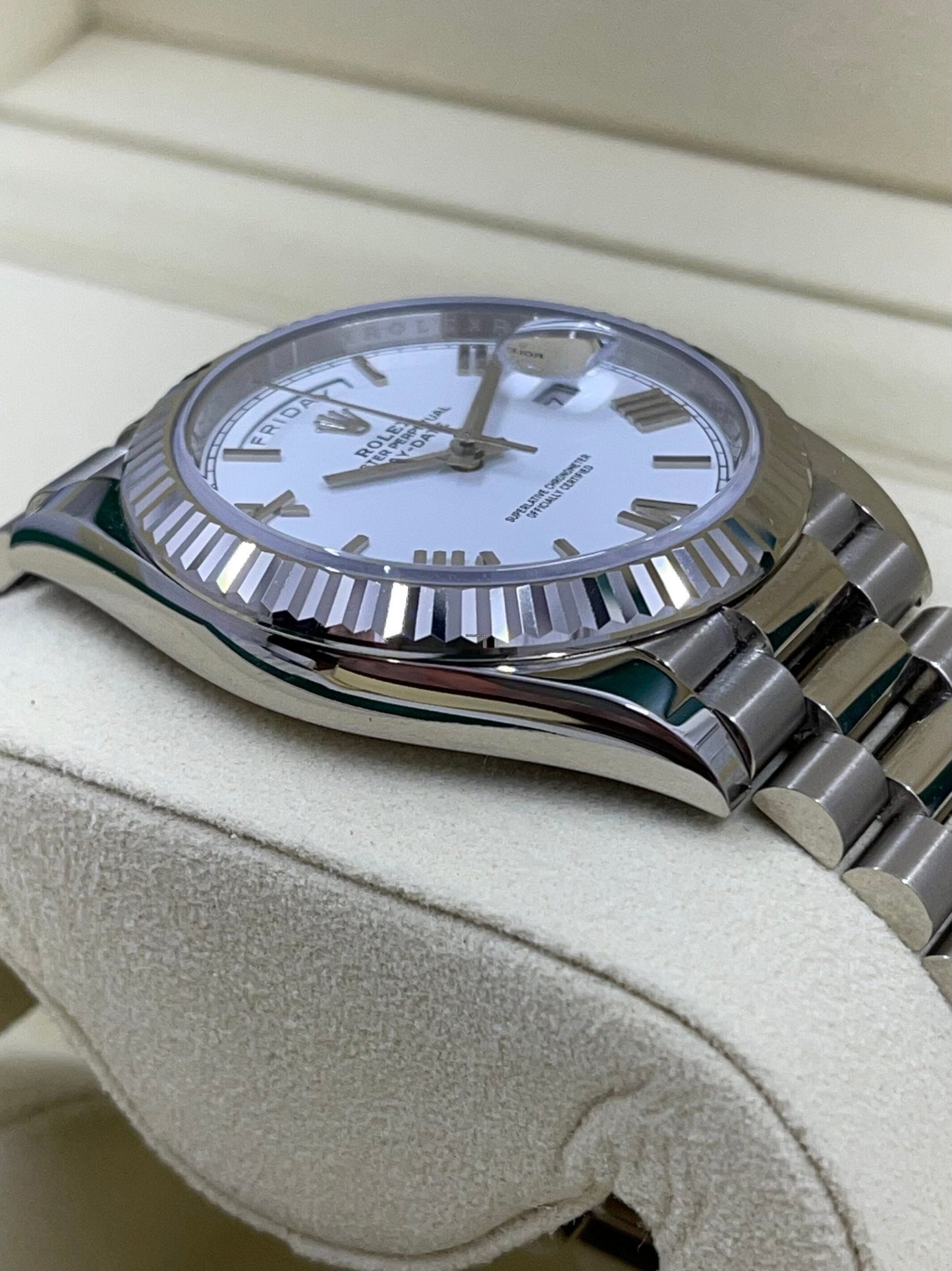 Day-Date 40mm White Gold White Dial President